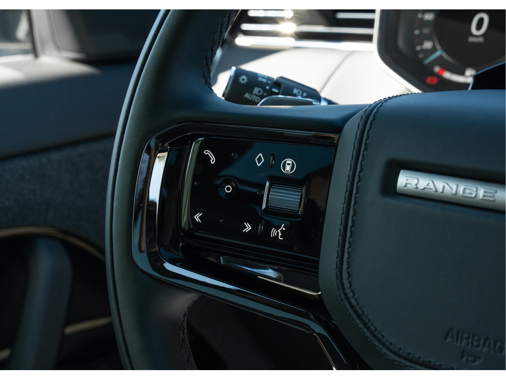 Land Rover Range Rover Sport P550e Autobiography - 24