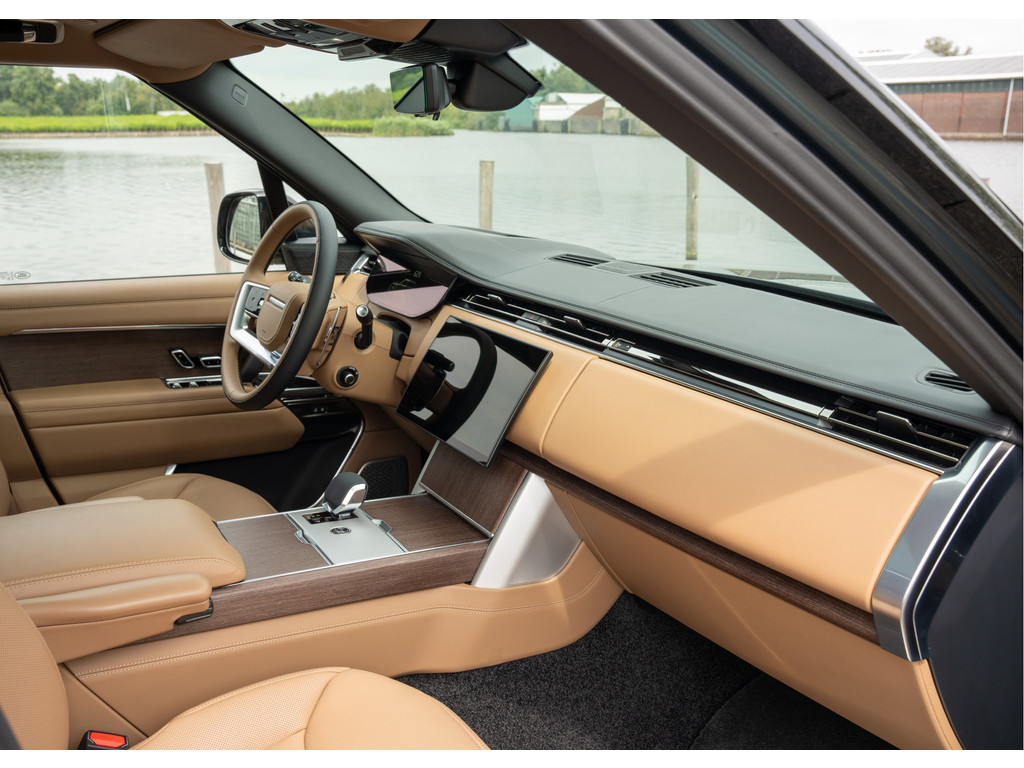Land Rover Range Rover P550e Autobiography - 12