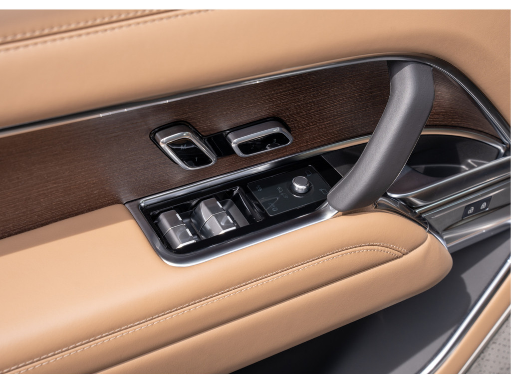 Land Rover Range Rover P550e Autobiography - 14