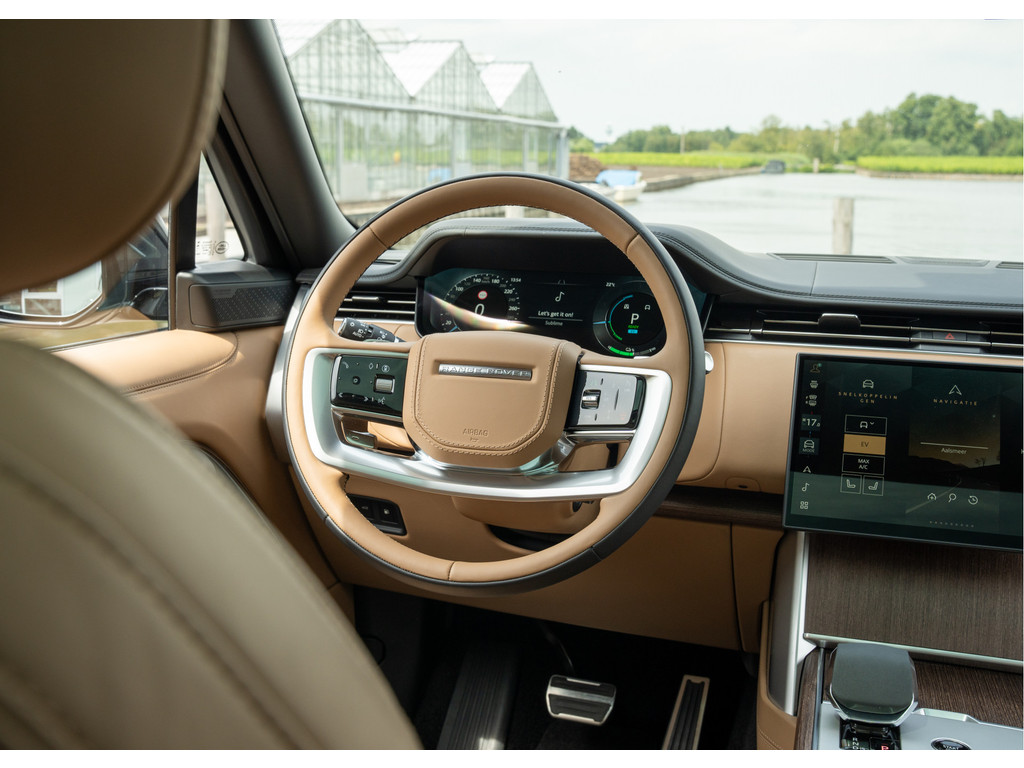 Land Rover Range Rover P550e Autobiography - 19