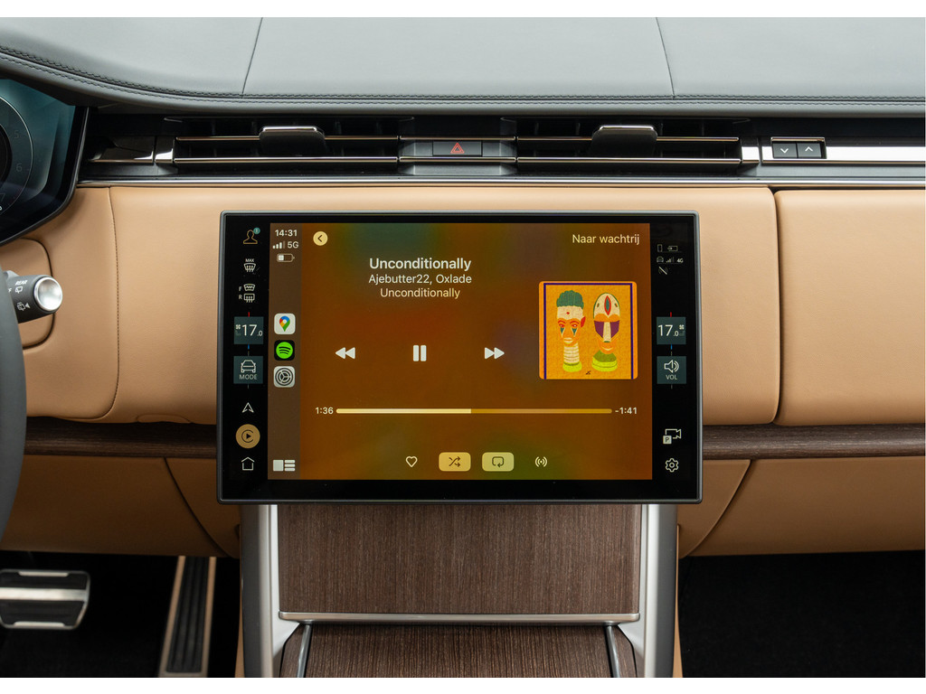 Land Rover Range Rover P550e Autobiography - 40