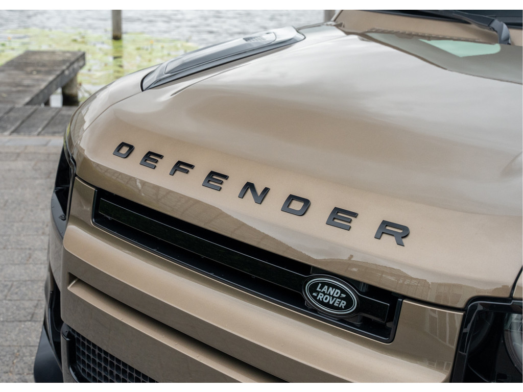 Land Rover Defender 110 P300e 110 X-Dynamic HSE - 46