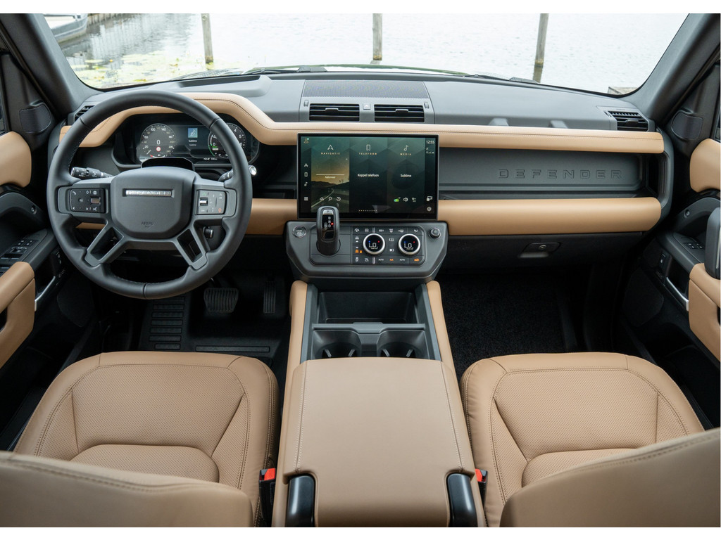 Land Rover Defender 110 P300e 110 X-Dynamic HSE - 12