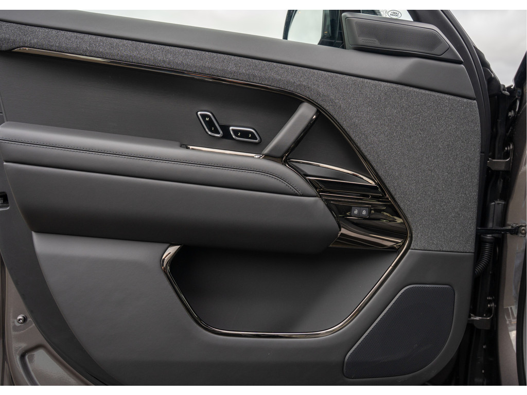 Land Rover Range Rover Sport P550e Autobiography - 17
