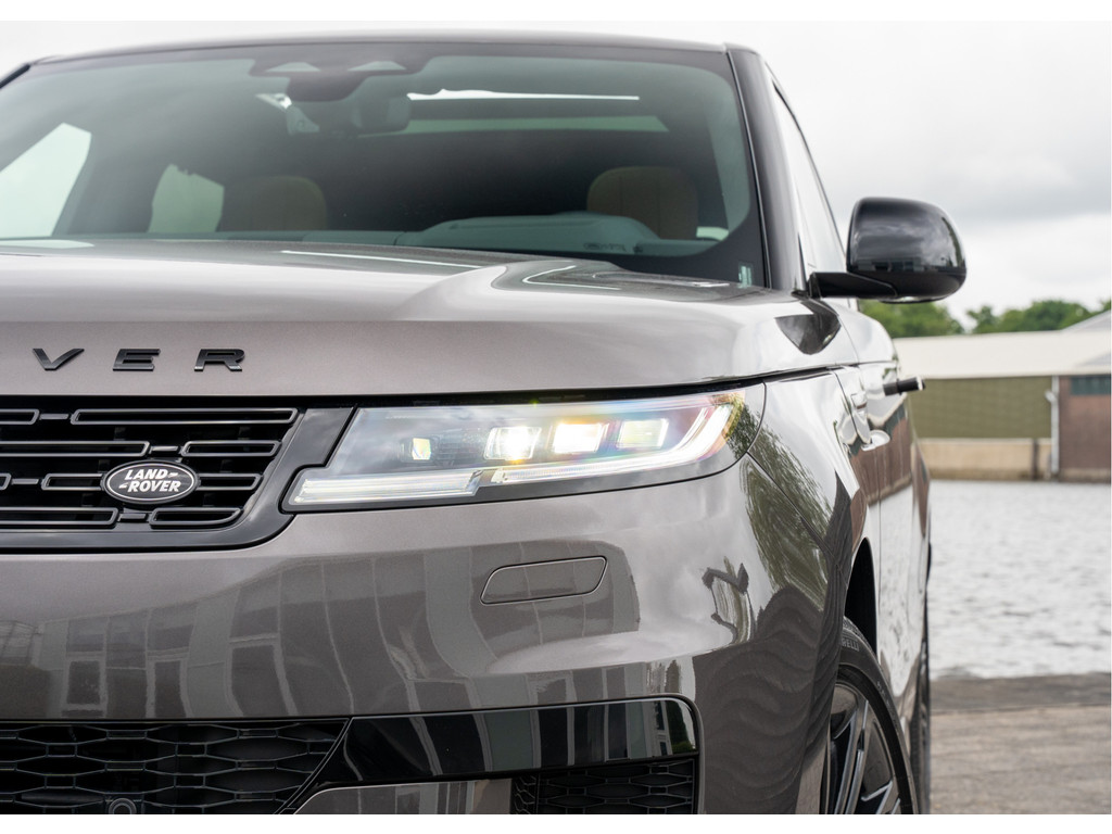 Land Rover Range Rover Sport P460e Dynamic HSE - 38