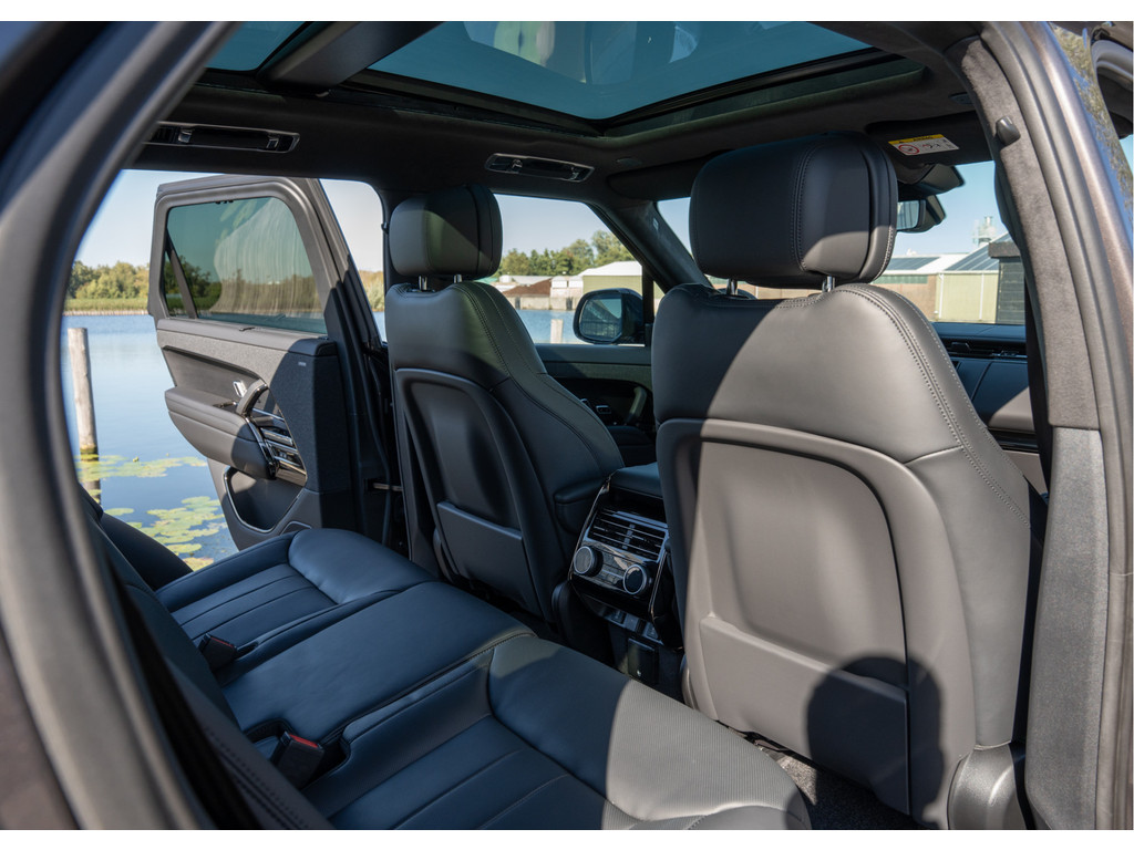 Land Rover Range Rover Sport P460e Dynamic HSE - 16