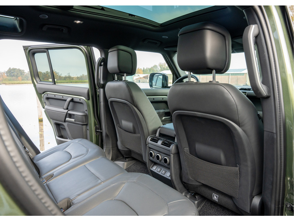 Land Rover Defender 110 P300e 110 X-Dynamic HSE - 19