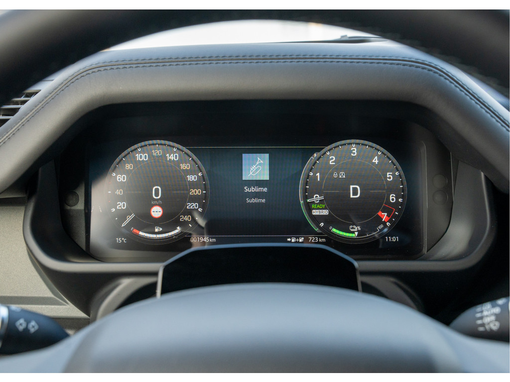 Land Rover Defender 110 P300e 110 X-Dynamic HSE - 23