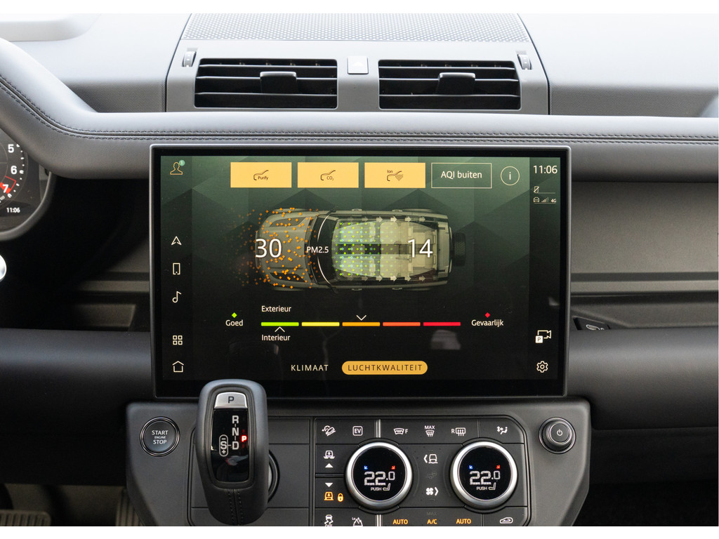 Land Rover Defender 110 P300e 110 X-Dynamic HSE - 35