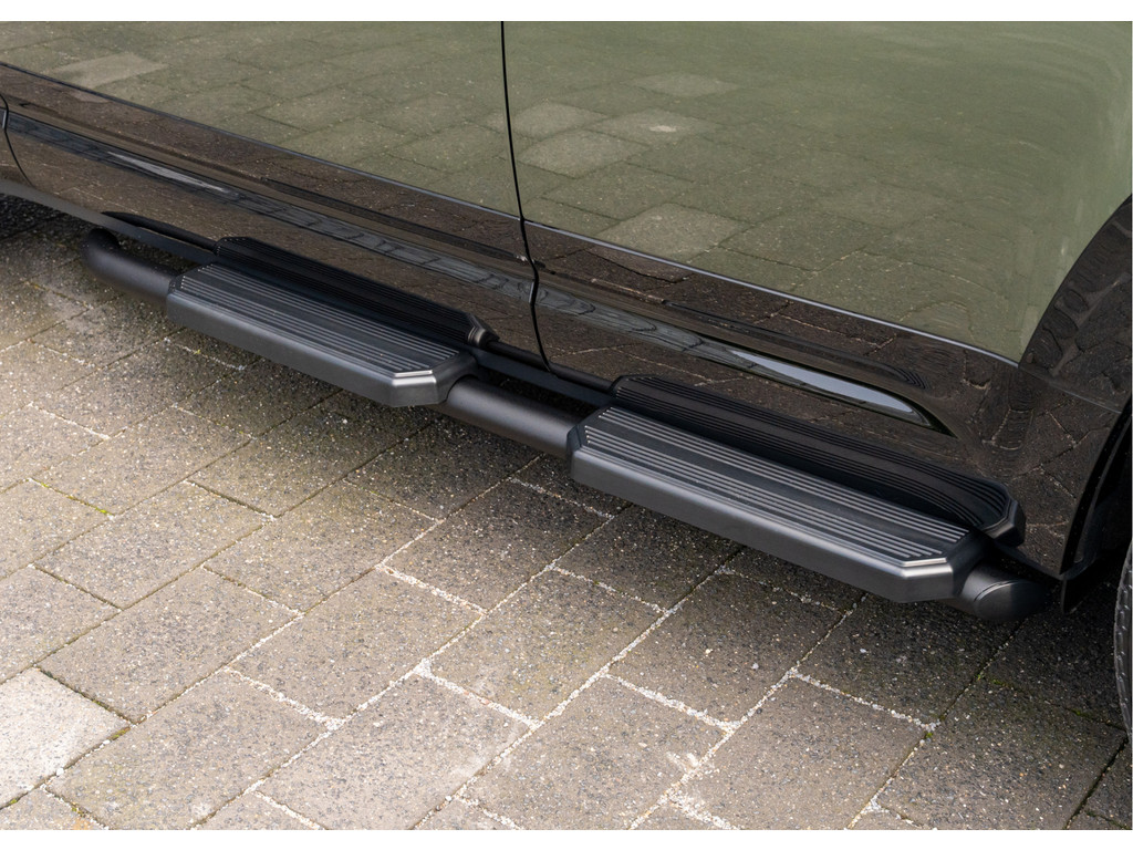Land Rover Defender 110 P300e 110 X-Dynamic HSE - 44