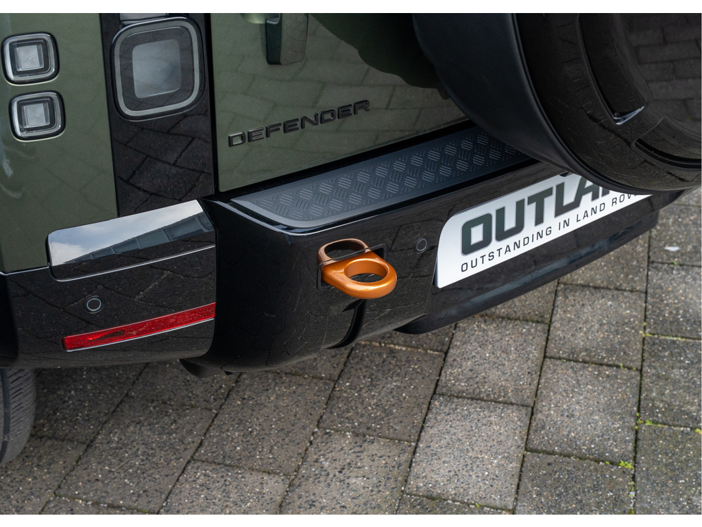 Land Rover Defender 110 P300e 110 X-Dynamic HSE - 47